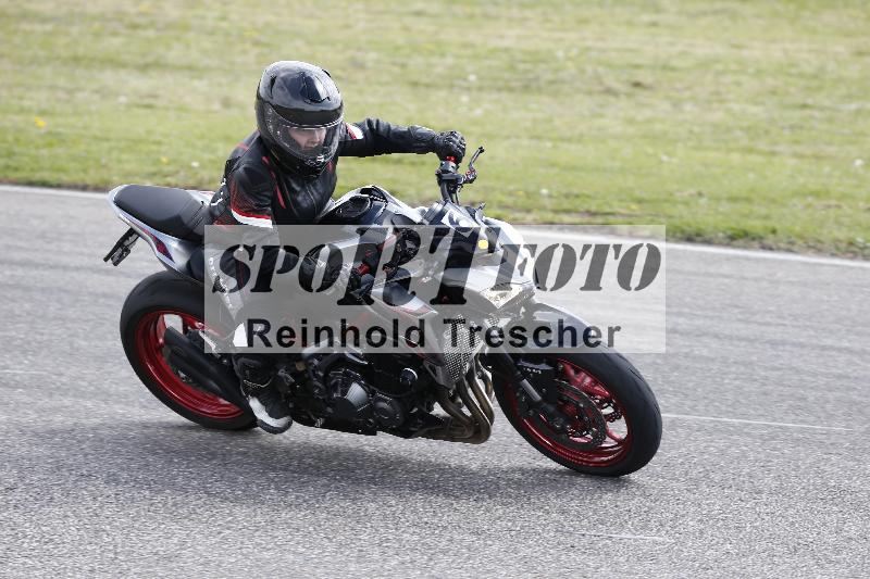 Archiv-2025/10 23.04.2025 Cornu Master School ADR/gruen-vert/6